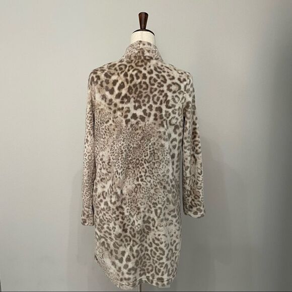 𝅺N Natori Animal Print Cardigan Size S/M - Picture 5 of 11